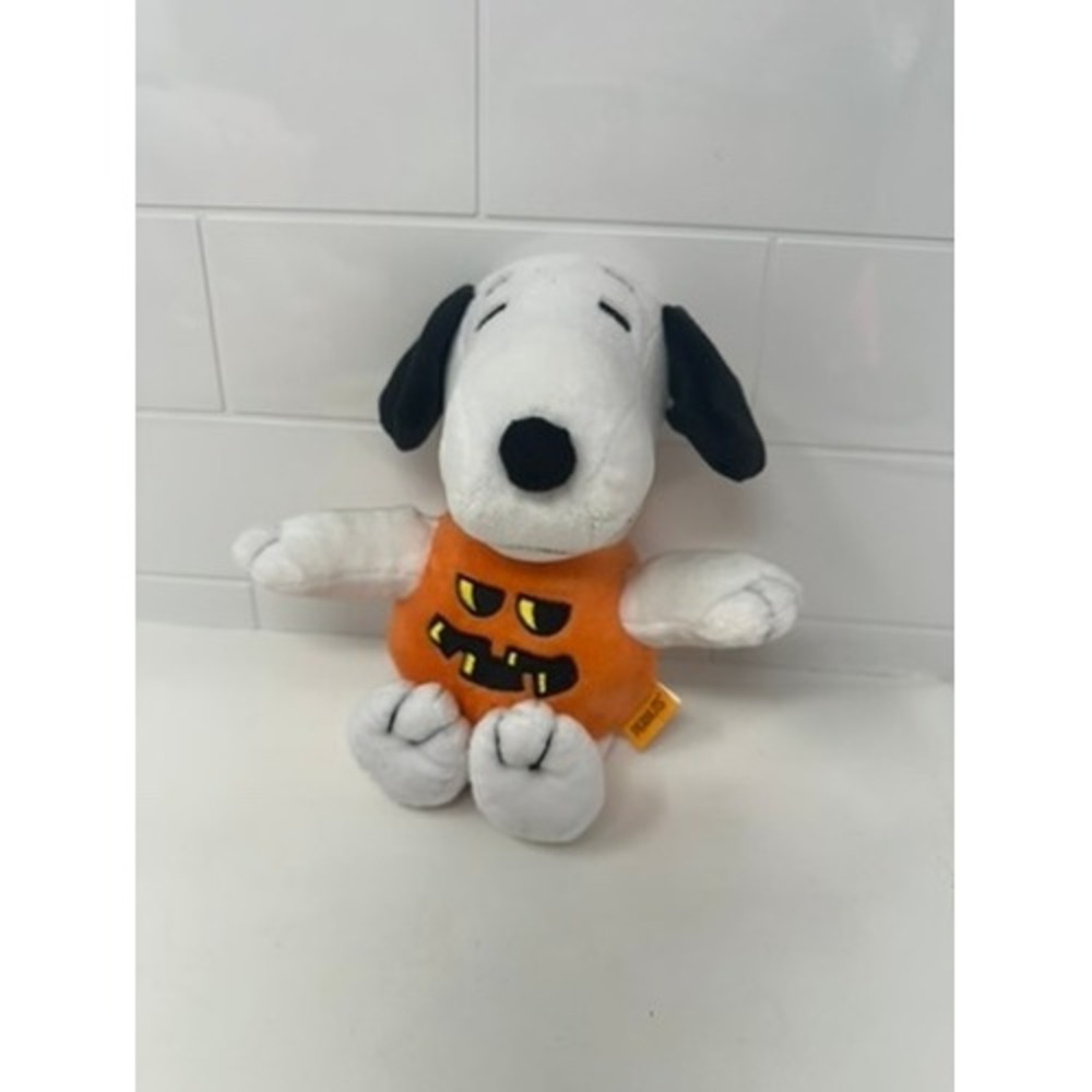 Peanuts Snoopy Pumpkin Halloween Plush 9" Stuffed Animal Jack-O-Lantern Dog Toy